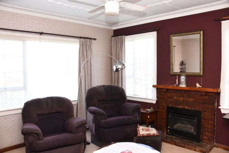 Photo of property in 19 Record Street, Fitzroy, New Plymouth, 4312