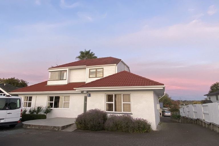 Photo of property in 218 Hillcrest Road, Hillcrest, Hamilton, 3216