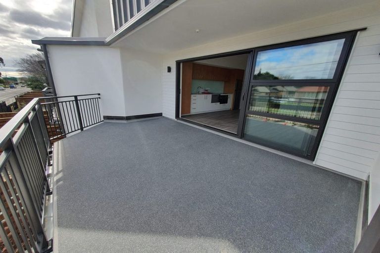 Photo of property in 3/69 Suva Street, Upper Riccarton, Christchurch, 8041