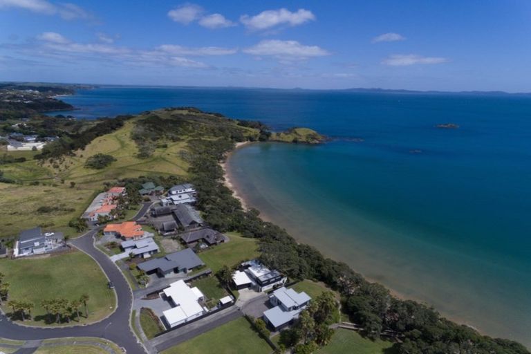 Photo of property in 36 Bayside Drive, Coopers Beach, 0420