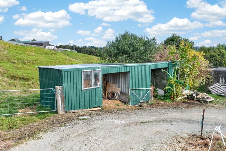 Photo of property in 63 Porter Road, Paparoa, 0571