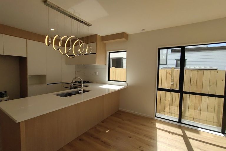 Photo of property in 6 Minhas Road, Papakura, 2110