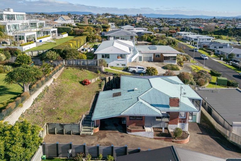 Photo of property in 21b Seaview Road, Otumoetai, Tauranga, 3110