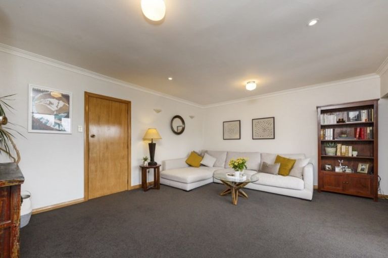 Photo of property in 357 Turitea Road, Turitea, Palmerston North, 4472