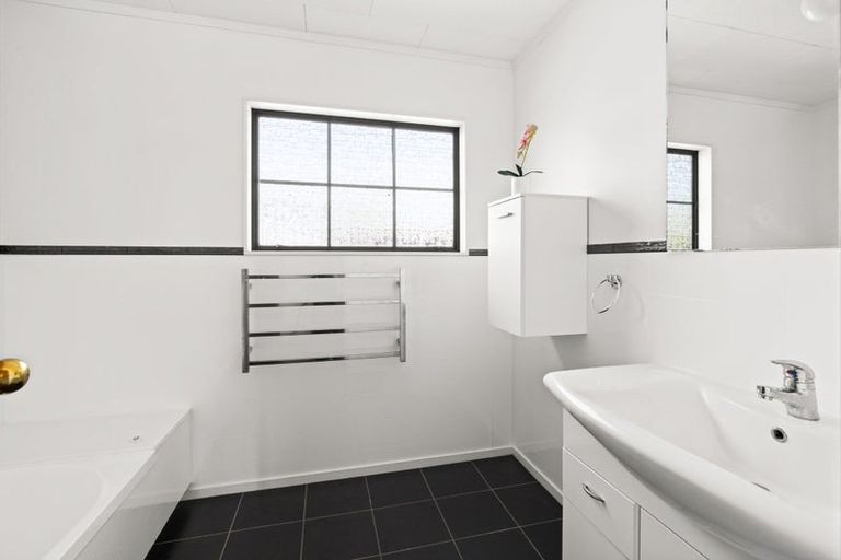 Photo of property in 10 Pomeroy Place, Havelock North, 4130