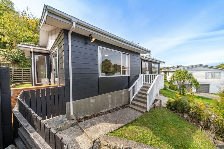 Photo of property in 9 Venus Place, Whitby, Porirua, 5024