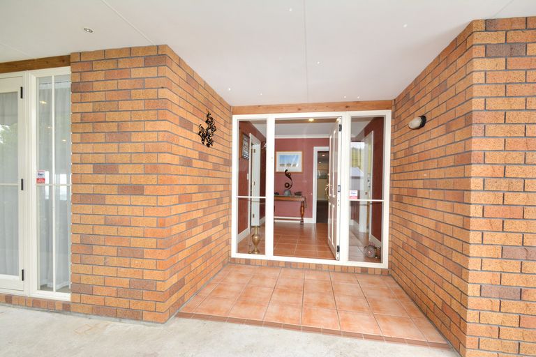 Photo of property in 10 Hilton Road, Highcliff, Dunedin, 9013