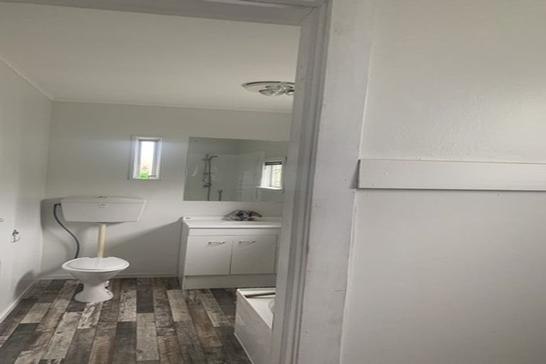 Photo of property in 77 Radley Street, Woolston, Christchurch, 8023