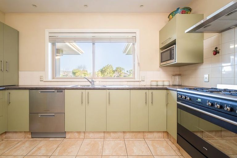 Photo of property in 2 Calypso Place, Spencerville, Christchurch, 8083