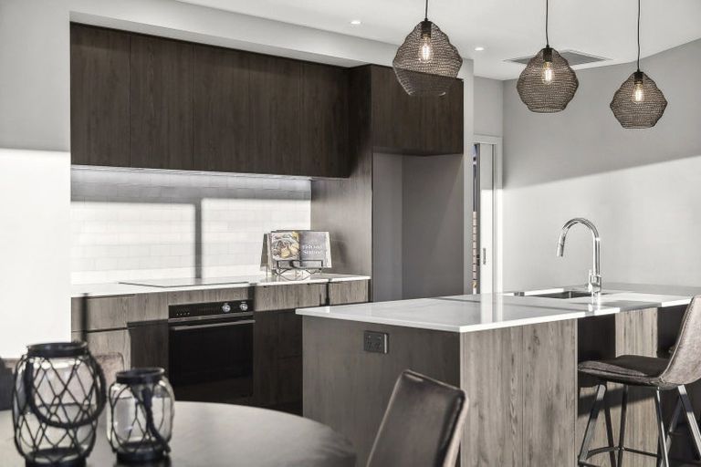 Photo of property in 14a Marjon Drive, Wanaka, 9305