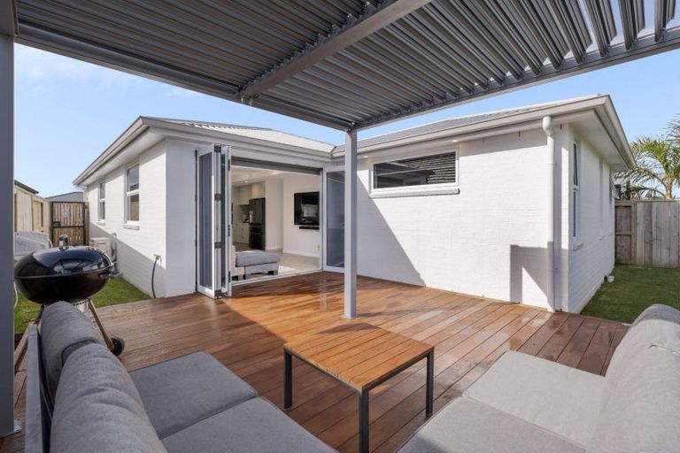 Photo of property in 5 Hinaki Street, Poike, Tauranga, 3112