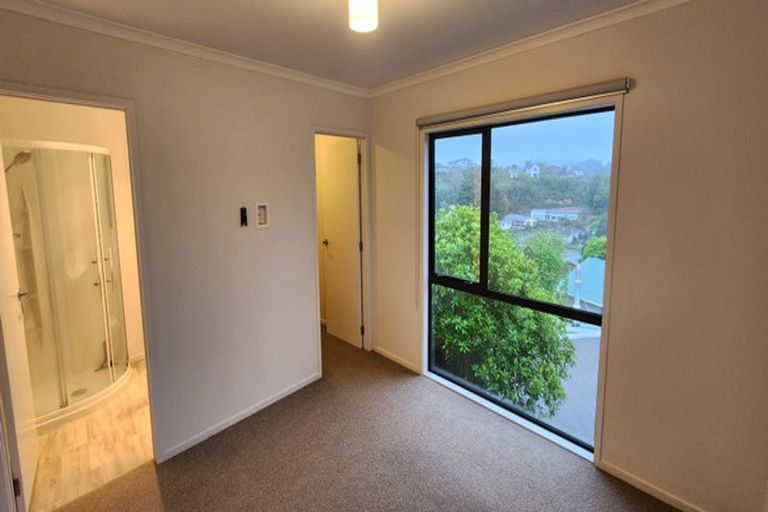 Photo of property in 3a Roto Street, Westown, New Plymouth, 4310