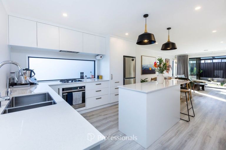 Photo of property in 7 La Mer Lane, Wallaceville, Upper Hutt, 5018