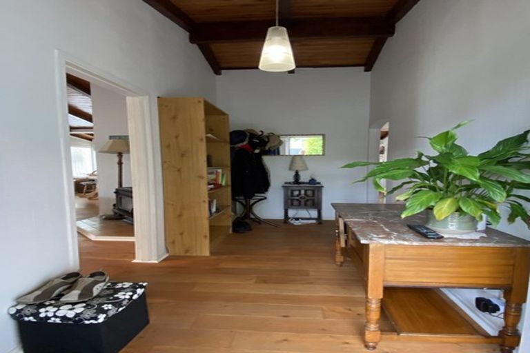 Photo of property in 61 The Circle, Manly, Whangaparaoa, 0930