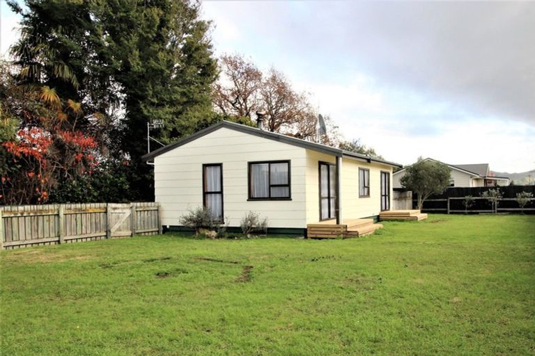 Photo of property in 129 Mclean Street, Woodville, 4920