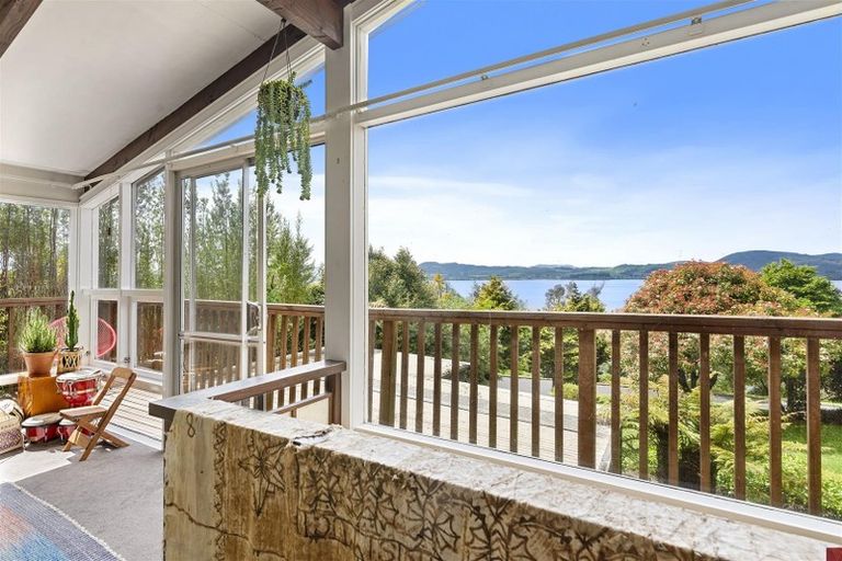 Photo of property in 184 Kawaha Point Road, Kawaha Point, Rotorua, 3010