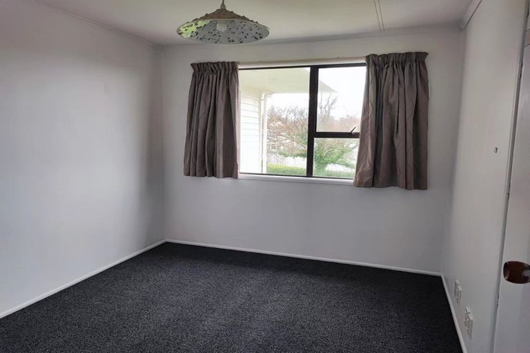 Photo of property in 12 Meadowvale Avenue, Forrest Hill, Auckland, 0620