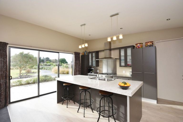 Photo of property in 75 Taiepa Road, Otatara, Invercargill, 9879