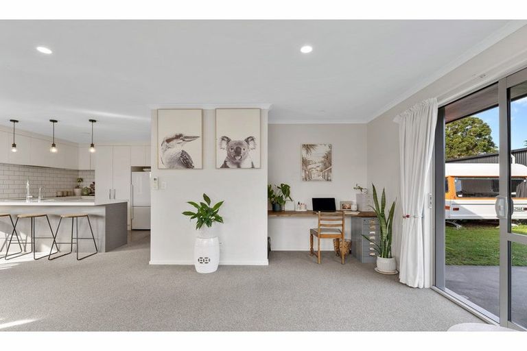 Photo of property in 6 Somerville Lane, Brightwater, 7022