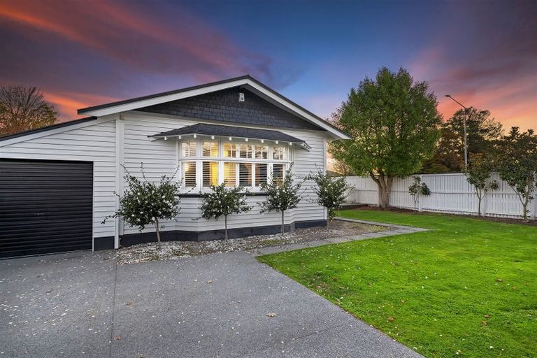 Photo of property in 68 Blighs Road, Strowan, Christchurch, 8052