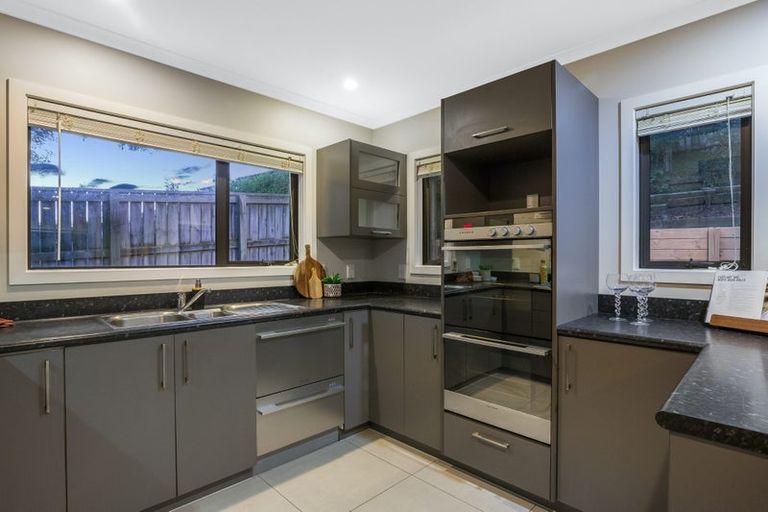 Photo of property in 25 Kaimai Place, Aotea, Porirua, 5024