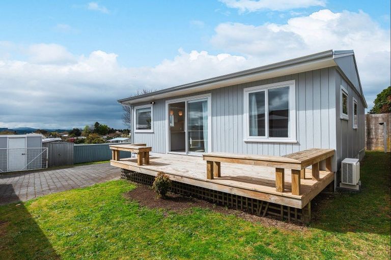 Photo of property in 38 Puriri Street, Hilltop, Taupo, 3330
