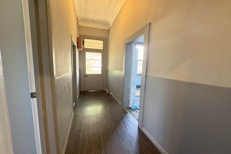 Photo of property in 25 Mccallum Street, Dannevirke, 4930