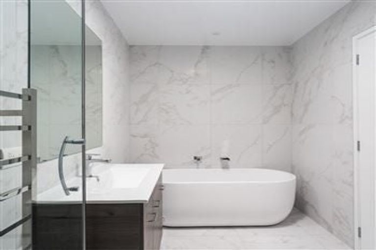 Photo of property in 2b Makura Road, Long Bay, Auckland, 0630