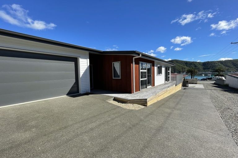 Photo of property in 380b Waikawa Road, Waikawa, Picton, 7220