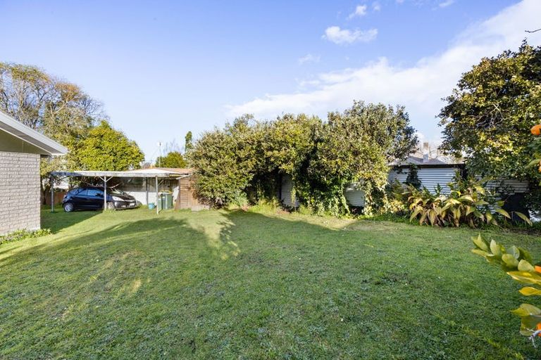 Photo of property in 6 Denz Street, Maeroa, Hamilton, 3200