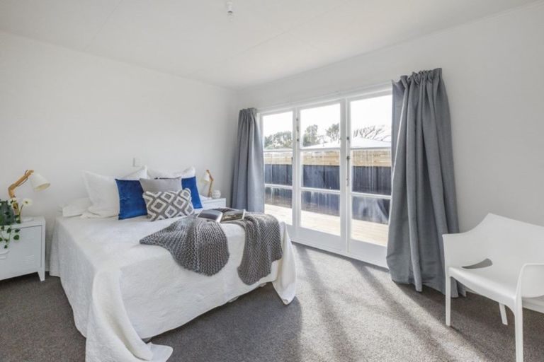 Photo of property in 5a Bradford Place, Awapuni, Palmerston North, 4412