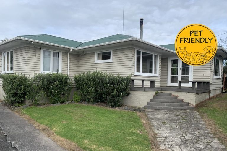 Photo of property in 8 Oraha Road, Huapai, Kumeu, 0810