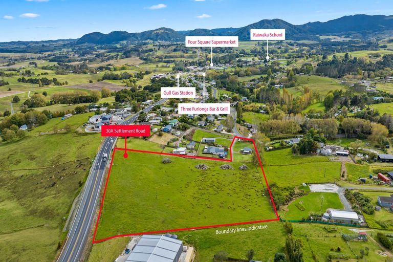 Photo of property in 30a Settlement Road, Kaiwaka, 0573