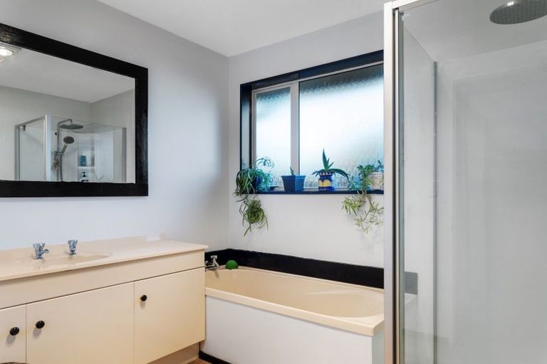 Photo of property in 5 Manahi Place, Woodend, 7610