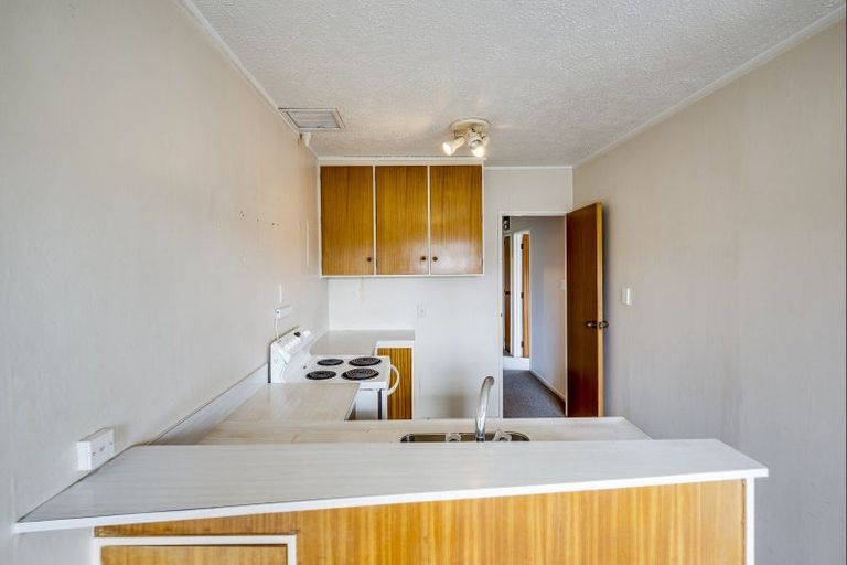 Photo of property in 9/90 Gloucester Street, Greenmeadows, Napier, 4112