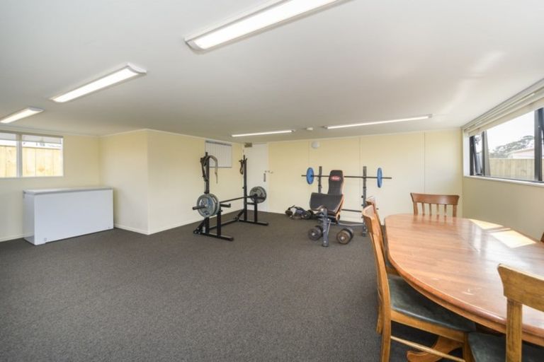 Photo of property in 161 Bridge Street, Bulls, 4818