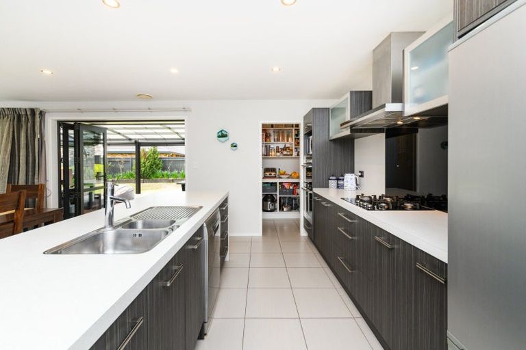 Photo of property in 45 Liberty Grove, Kelvin Grove, Palmerston North, 4414