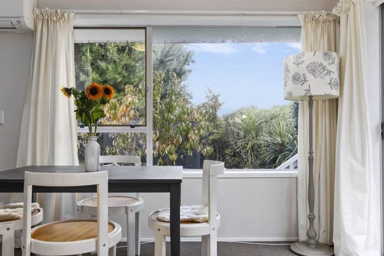 Photo of property in 2/31 Auld Street, Torbay, Auckland, 0630