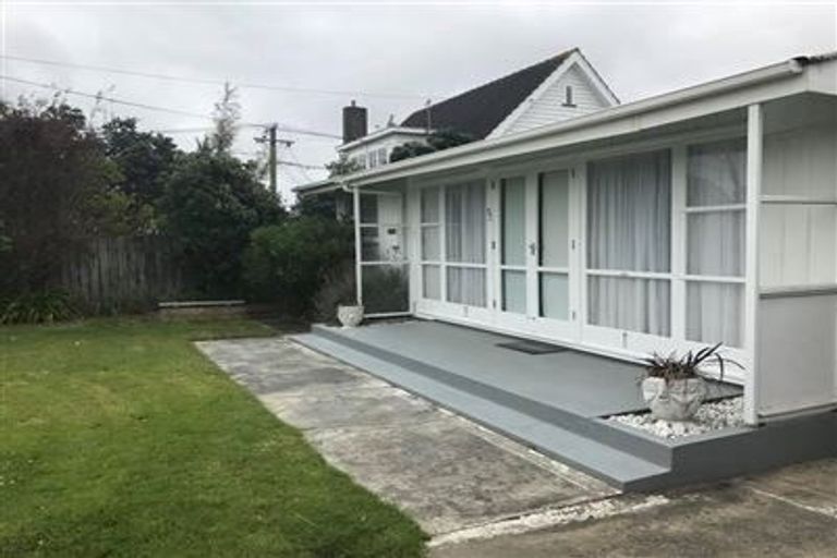 Photo of property in 92 Manly Street, Paraparaumu Beach, Paraparaumu, 5032