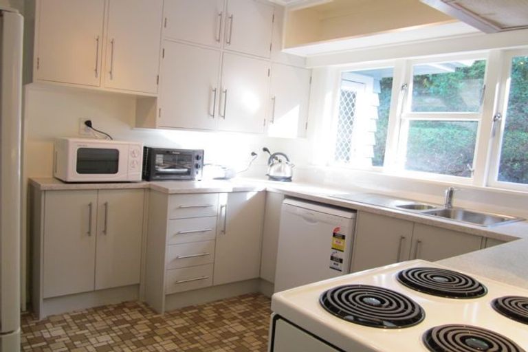 Photo of property in 1 Kohima Drive, Khandallah, Wellington, 6035