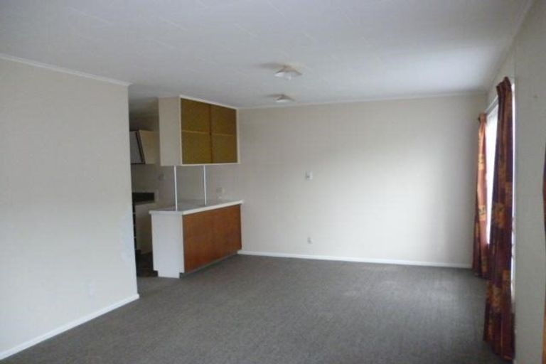 Photo of property in 25a Omaha Grove, Totara Park, Upper Hutt, 5018