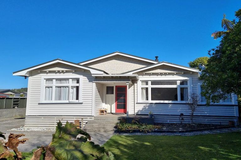Photo of property in 86 Marsden Road, Greymouth, 7805