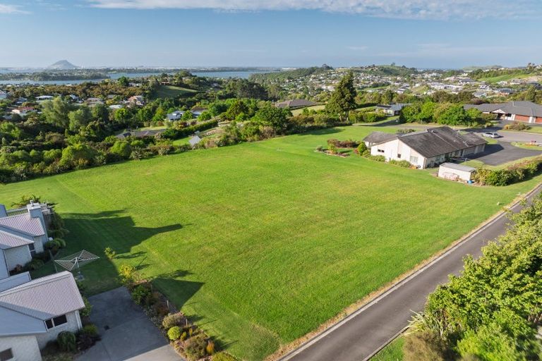 Photo of property in 32 Riverstone Drive, Welcome Bay, Tauranga, 3112