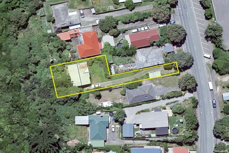 Photo of property in 101 Happy Valley Road, Owhiro Bay, Wellington, 6023