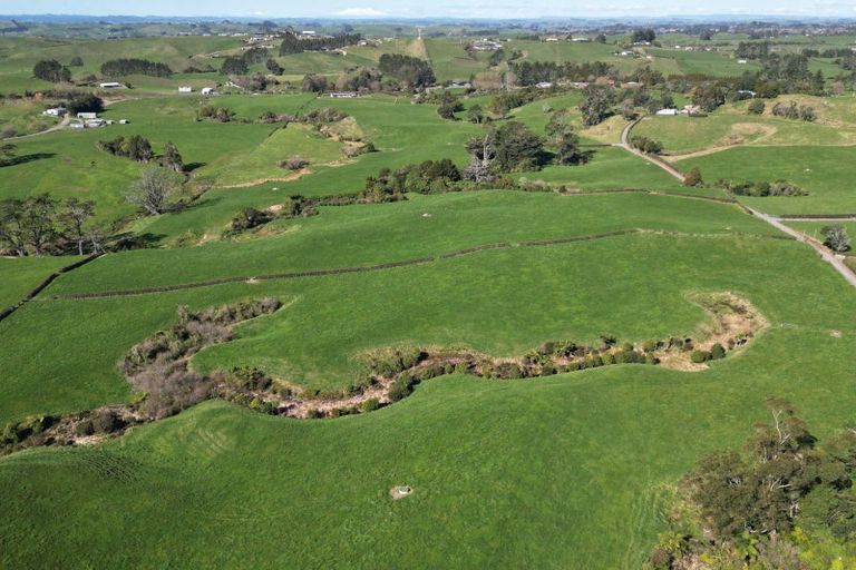 Photo of property in 868 Upland Road, Egmont Village, New Plymouth, 4372