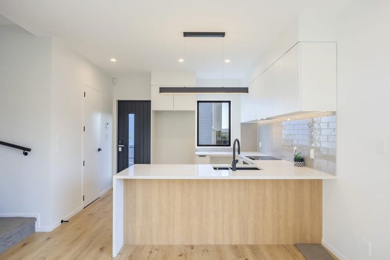 Photo of property in 28a Balthazar Road, Kumeu, 0810