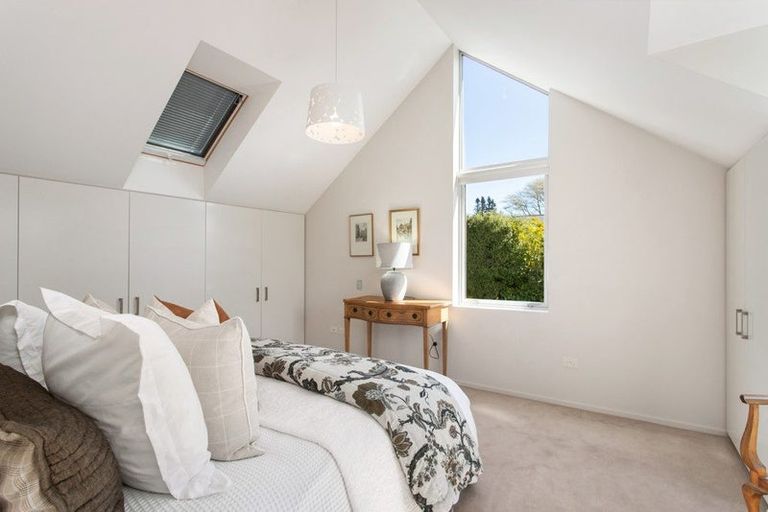 Photo of property in 23 Poynder Avenue, Merivale, Christchurch, 8014