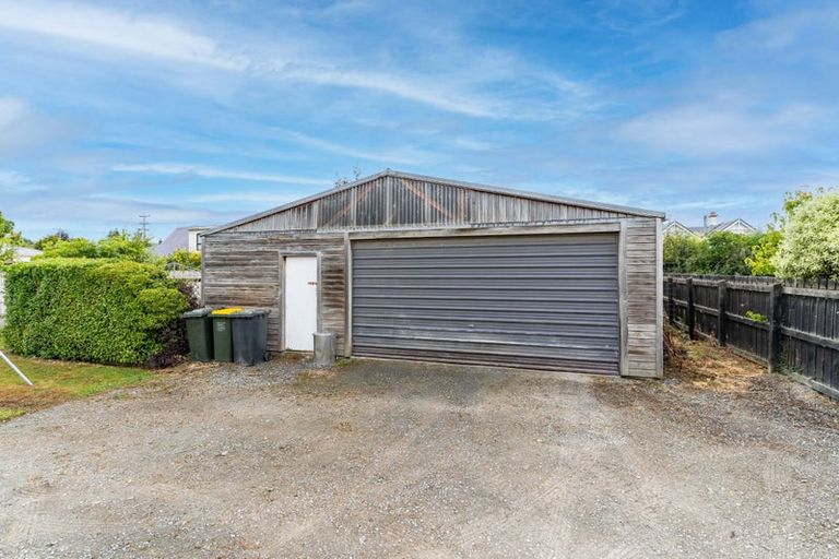 Photo of property in 37 Dryden Street, Milton, 9220