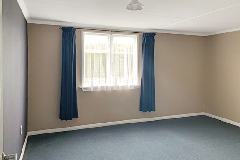 Photo of property in 8 Edinburgh Terrace, Foxton Beach, Foxton, 4815