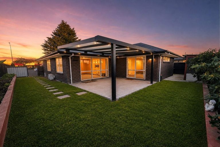 Photo of property in 34 Shands Road, Hornby, Christchurch, 8042